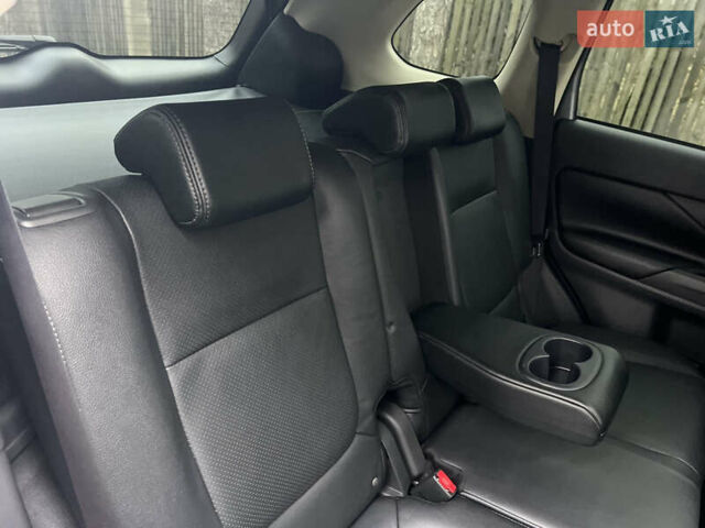 Серый Мицубиси Аутлендер, объемом двигателя 2.4 л и пробегом 189 тыс. км за 16950 $, фото 95 на Automoto.ua