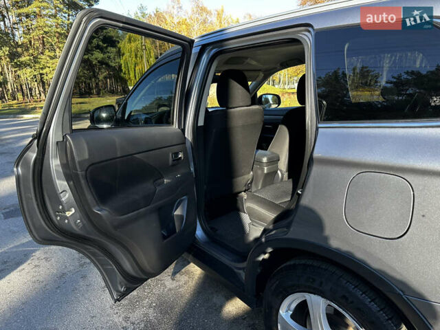 Сірий Міцубісі Аутлендер, об'ємом двигуна 2.2 л та пробігом 240 тис. км за 19600 $, фото 10 на Automoto.ua