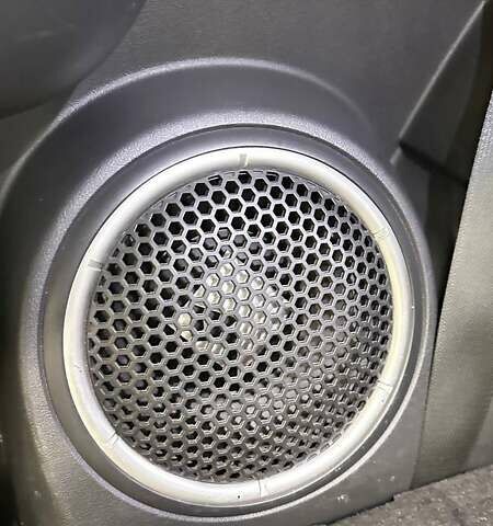 Серый Мицубиси Аутлендер, объемом двигателя 3 л и пробегом 130 тыс. км за 16750 $, фото 50 на Automoto.ua