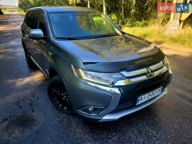 Сірий Міцубісі Аутлендер, об'ємом двигуна 2.33 л та пробігом 160 тис. км за 13500 $, фото 5 на Automoto.ua