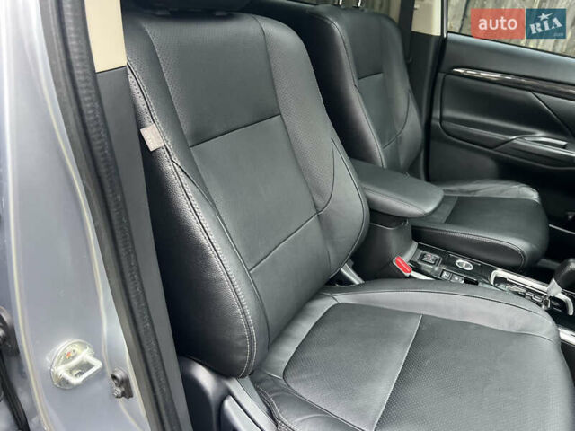 Серый Мицубиси Аутлендер, объемом двигателя 2.4 л и пробегом 189 тыс. км за 16950 $, фото 108 на Automoto.ua