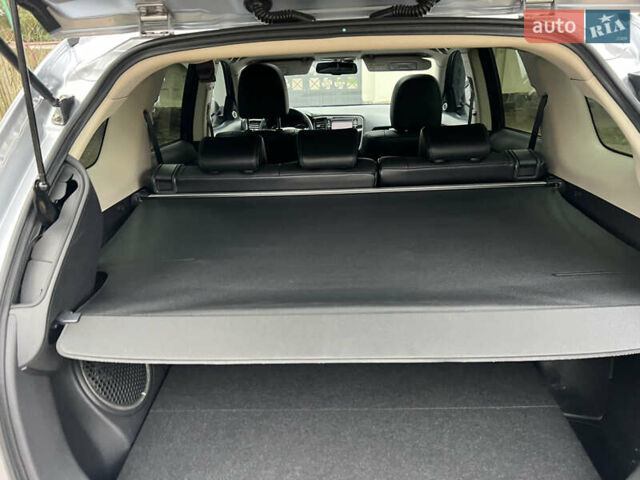 Серый Мицубиси Аутлендер, объемом двигателя 2.4 л и пробегом 189 тыс. км за 16950 $, фото 140 на Automoto.ua