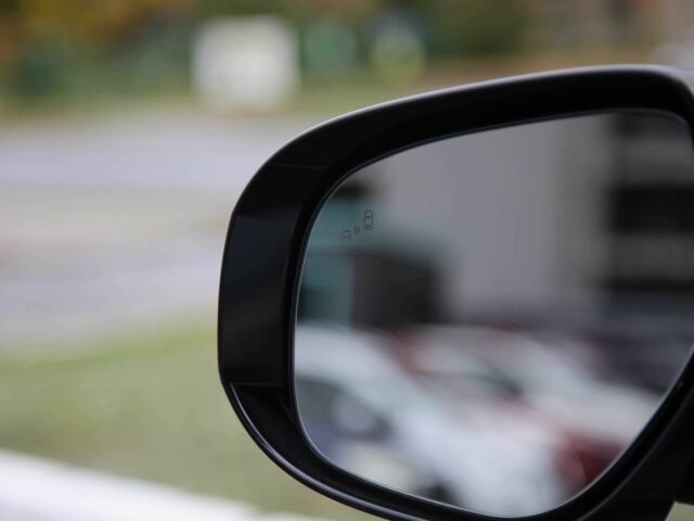 Серый Мицубиси Аутлендер, объемом двигателя 3 л и пробегом 195 тыс. км за 16900 $, фото 6 на Automoto.ua