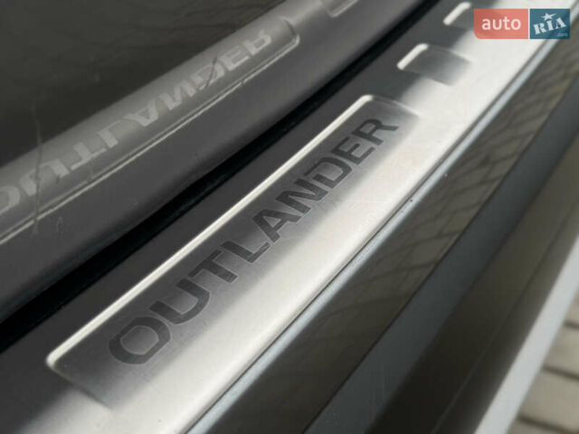 Серый Мицубиси Аутлендер, объемом двигателя 2.2 л и пробегом 152 тыс. км за 17800 $, фото 36 на Automoto.ua