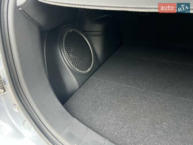 Серый Мицубиси Аутлендер, объемом двигателя 2.4 л и пробегом 189 тыс. км за 16950 $, фото 35 на Automoto.ua