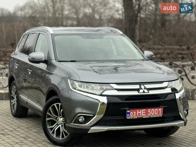 Серый Мицубиси Аутлендер, объемом двигателя 2.2 л и пробегом 152 тыс. км за 17800 $, фото 4 на Automoto.ua