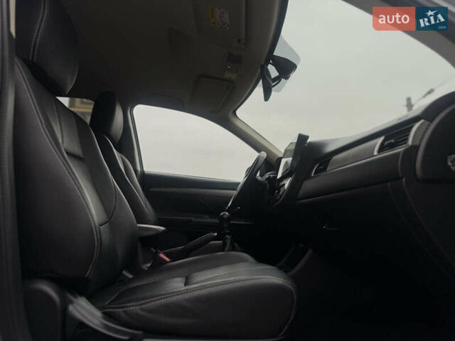 Серый Мицубиси Аутлендер, объемом двигателя 2.2 л и пробегом 152 тыс. км за 17800 $, фото 70 на Automoto.ua