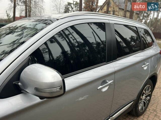 Серый Мицубиси Аутлендер, объемом двигателя 2.4 л и пробегом 189 тыс. км за 16950 $, фото 130 на Automoto.ua