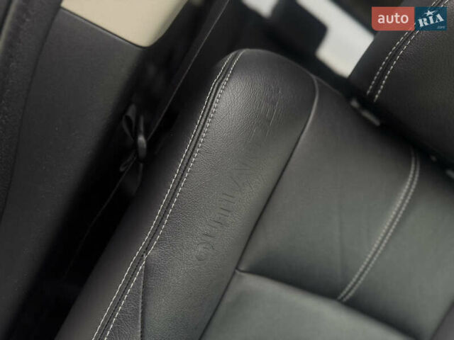 Серый Мицубиси Аутлендер, объемом двигателя 2.2 л и пробегом 152 тыс. км за 17800 $, фото 71 на Automoto.ua