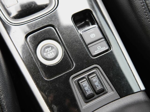 Серый Мицубиси Аутлендер, объемом двигателя 3 л и пробегом 195 тыс. км за 16900 $, фото 19 на Automoto.ua