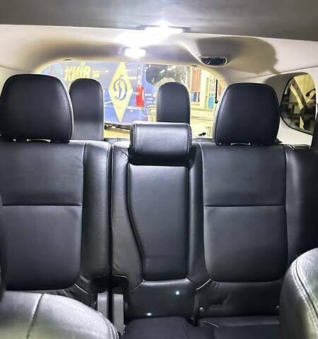 Серый Мицубиси Аутлендер, объемом двигателя 3 л и пробегом 130 тыс. км за 16750 $, фото 41 на Automoto.ua