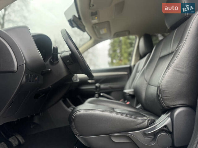 Серый Мицубиси Аутлендер, объемом двигателя 2.2 л и пробегом 152 тыс. км за 17800 $, фото 47 на Automoto.ua