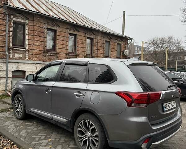 Сірий Міцубісі Аутлендер, об'ємом двигуна 2.36 л та пробігом 86 тис. км за 17000 $, фото 8 на Automoto.ua