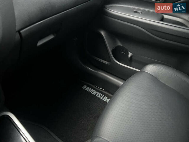 Серый Мицубиси Аутлендер, объемом двигателя 2.4 л и пробегом 189 тыс. км за 16950 $, фото 123 на Automoto.ua