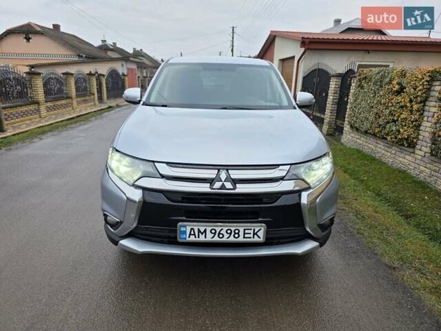 Серый Мицубиси Аутлендер, объемом двигателя 2.36 л и пробегом 170 тыс. км за 13800 $, фото 15 на Automoto.ua