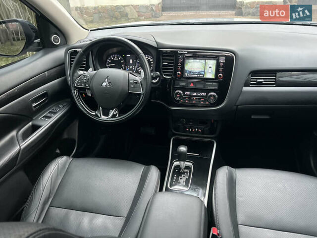 Серый Мицубиси Аутлендер, объемом двигателя 2.4 л и пробегом 189 тыс. км за 16950 $, фото 96 на Automoto.ua