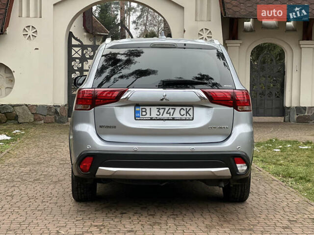 Серый Мицубиси Аутлендер, объемом двигателя 2.4 л и пробегом 189 тыс. км за 16950 $, фото 13 на Automoto.ua