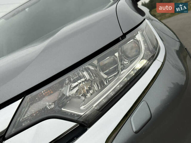 Серый Мицубиси Аутлендер, объемом двигателя 2.2 л и пробегом 152 тыс. км за 17500 $, фото 13 на Automoto.ua