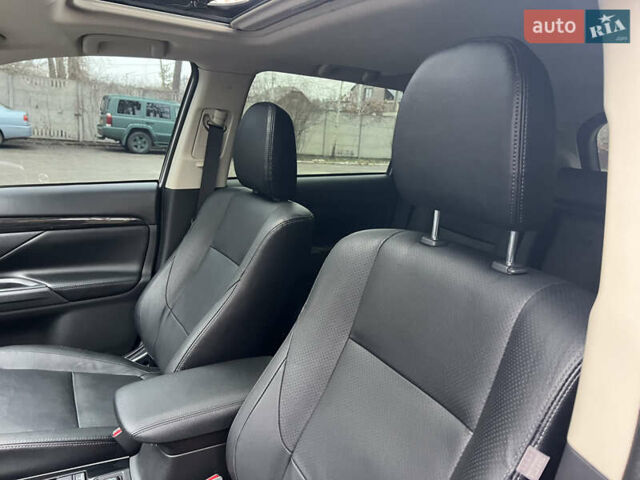 Серый Мицубиси Аутлендер, объемом двигателя 2.4 л и пробегом 189 тыс. км за 16950 $, фото 52 на Automoto.ua