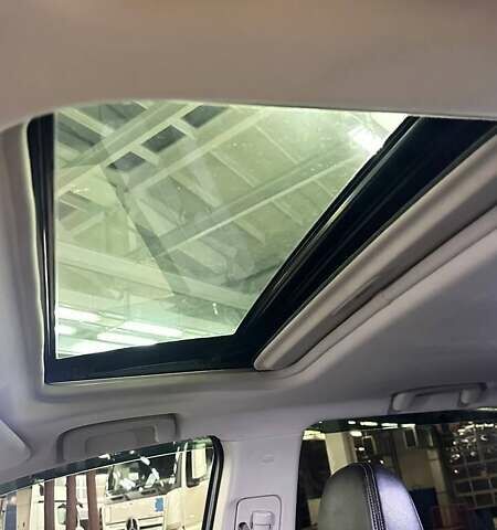 Серый Мицубиси Аутлендер, объемом двигателя 3 л и пробегом 130 тыс. км за 16750 $, фото 30 на Automoto.ua