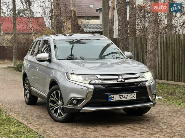 Серый Мицубиси Аутлендер, объемом двигателя 2.4 л и пробегом 189 тыс. км за 16950 $, фото 4 на Automoto.ua