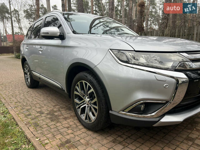 Серый Мицубиси Аутлендер, объемом двигателя 2.4 л и пробегом 189 тыс. км за 16950 $, фото 18 на Automoto.ua