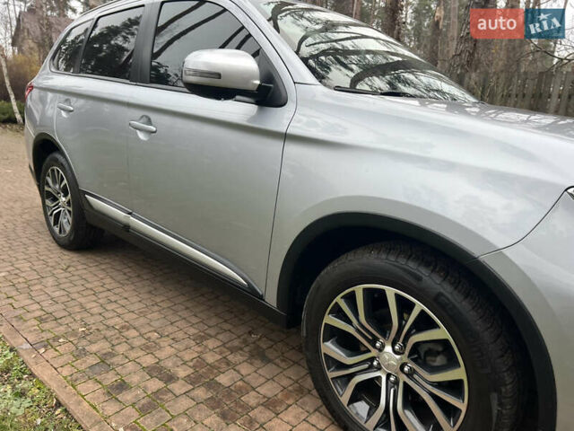 Серый Мицубиси Аутлендер, объемом двигателя 2.4 л и пробегом 189 тыс. км за 16950 $, фото 138 на Automoto.ua