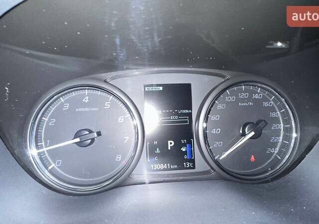 Серый Мицубиси Аутлендер, объемом двигателя 3 л и пробегом 130 тыс. км за 16750 $, фото 31 на Automoto.ua