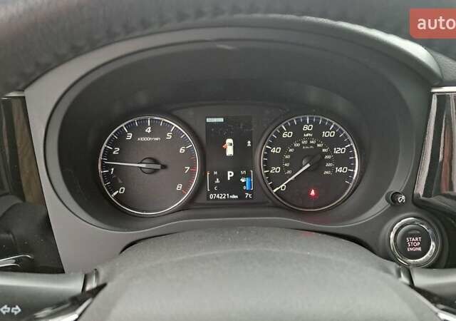 Серый Мицубиси Аутлендер, объемом двигателя 2.36 л и пробегом 120 тыс. км за 16100 $, фото 24 на Automoto.ua