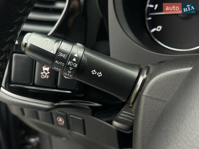 Серый Мицубиси Аутлендер, объемом двигателя 2.2 л и пробегом 152 тыс. км за 17800 $, фото 53 на Automoto.ua