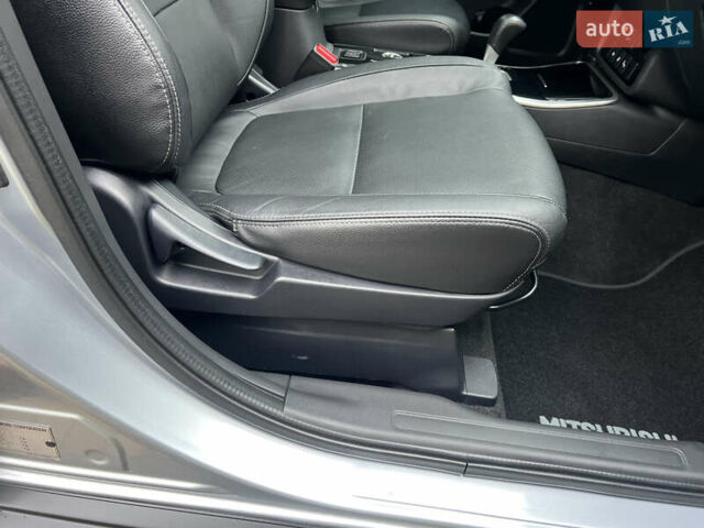 Серый Мицубиси Аутлендер, объемом двигателя 2.4 л и пробегом 189 тыс. км за 16950 $, фото 106 на Automoto.ua