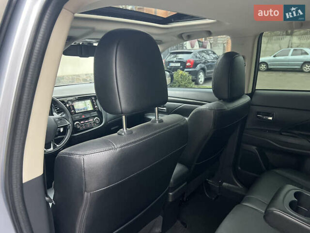 Серый Мицубиси Аутлендер, объемом двигателя 2.4 л и пробегом 189 тыс. км за 16950 $, фото 84 на Automoto.ua