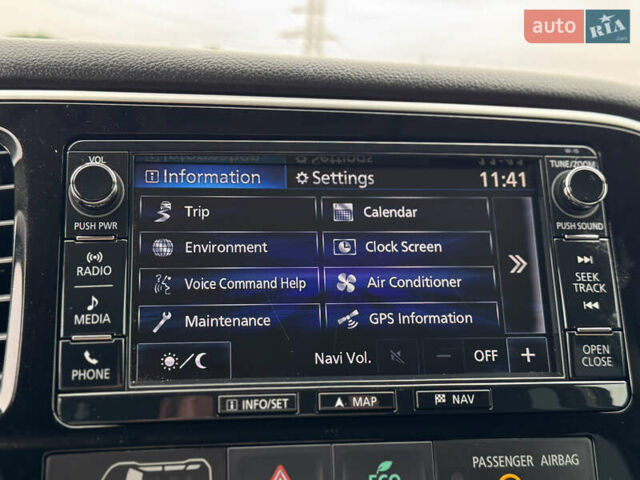 Серый Мицубиси Аутлендер, объемом двигателя 2.2 л и пробегом 152 тыс. км за 17500 $, фото 55 на Automoto.ua