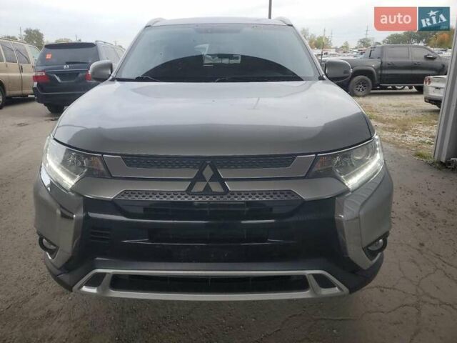 Серый Мицубиси Аутлендер, объемом двигателя 2.36 л и пробегом 154 тыс. км за 2700 $, фото 4 на Automoto.ua