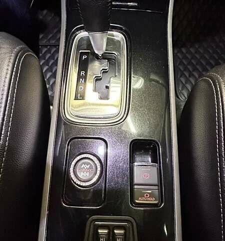 Серый Мицубиси Аутлендер, объемом двигателя 3 л и пробегом 130 тыс. км за 16750 $, фото 29 на Automoto.ua