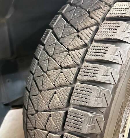 Серый Мицубиси Аутлендер, объемом двигателя 3 л и пробегом 130 тыс. км за 16750 $, фото 12 на Automoto.ua