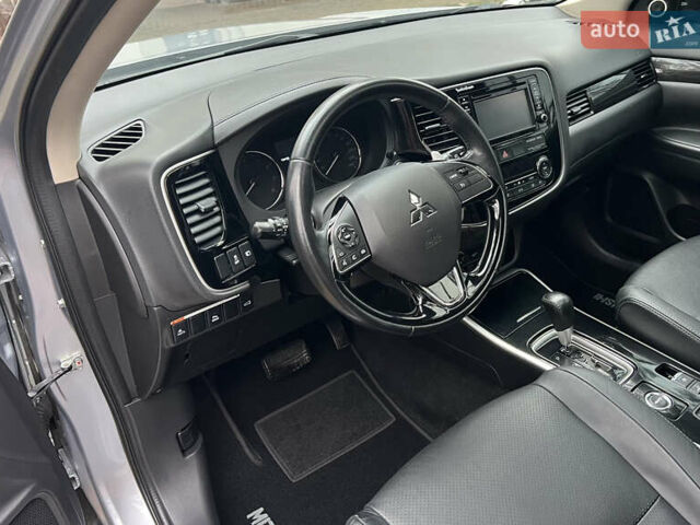 Серый Мицубиси Аутлендер, объемом двигателя 2.4 л и пробегом 189 тыс. км за 16950 $, фото 55 на Automoto.ua