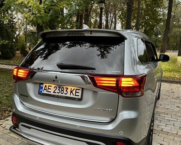 Сірий Міцубісі Аутлендер, об'ємом двигуна 2.36 л та пробігом 37 тис. км за 21000 $, фото 28 на Automoto.ua