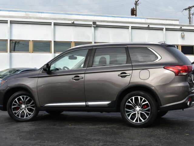 Сірий Міцубісі Аутлендер, об'ємом двигуна 2.4 л та пробігом 50 тис. км за 7000 $, фото 3 на Automoto.ua