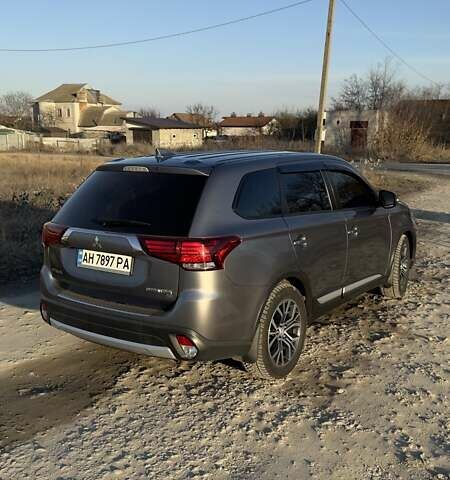 Сірий Міцубісі Аутлендер, об'ємом двигуна 2.36 л та пробігом 131 тис. км за 17200 $, фото 7 на Automoto.ua