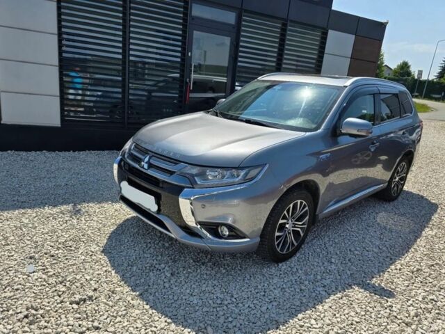 Серый Мицубиси Аутлендер, объемом двигателя 2.4 л и пробегом 89 тыс. км за 9900 $, фото 11 на Automoto.ua