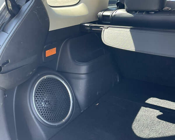 Серый Мицубиси Аутлендер, объемом двигателя 2 л и пробегом 176 тыс. км за 19900 $, фото 21 на Automoto.ua