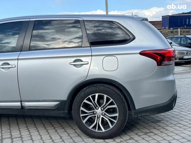 Серый Мицубиси Аутлендер, объемом двигателя 2.4 л и пробегом 183 тыс. км за 16590 $, фото 4 на Automoto.ua