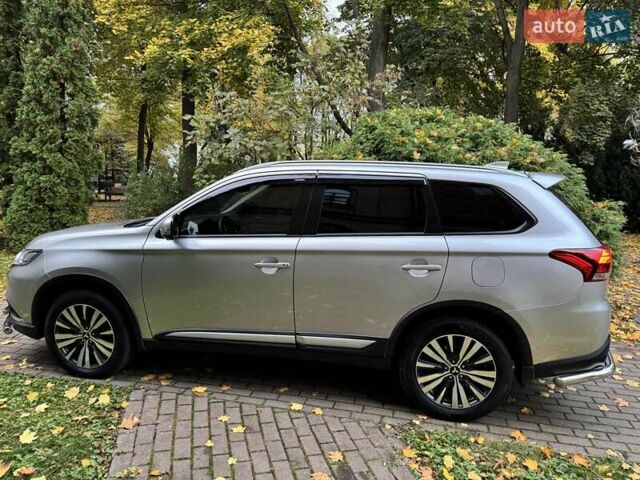 Сірий Міцубісі Аутлендер, об'ємом двигуна 2.36 л та пробігом 37 тис. км за 21000 $, фото 24 на Automoto.ua