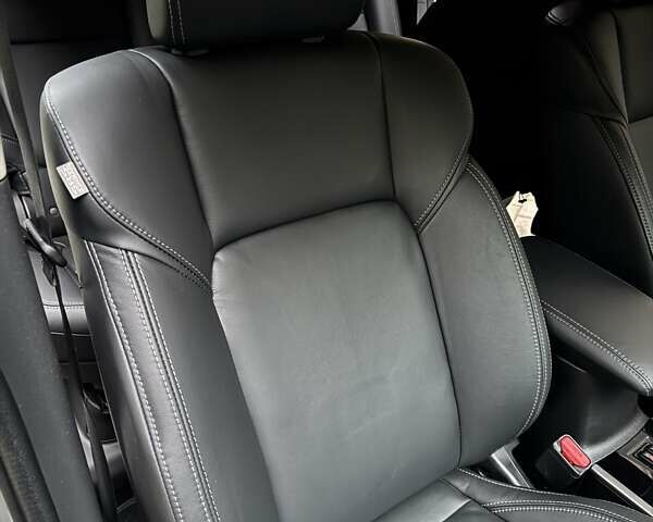 Сірий Міцубісі Аутлендер, об'ємом двигуна 2.36 л та пробігом 37 тис. км за 21000 $, фото 12 на Automoto.ua