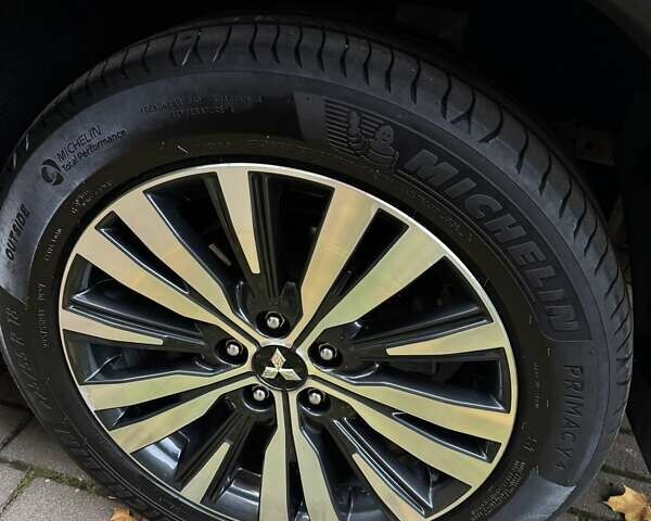 Сірий Міцубісі Аутлендер, об'ємом двигуна 2.36 л та пробігом 37 тис. км за 21000 $, фото 23 на Automoto.ua