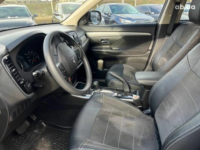 Серый Мицубиси Аутлендер, объемом двигателя 2.4 л и пробегом 183 тыс. км за 16590 $, фото 26 на Automoto.ua