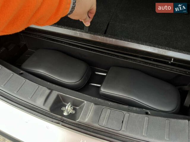 Міцубісі Аутлендер 2018 у Житомирі на Automoto.ua Сірий Міцубісі Аутлендер, об'ємом двигуна 2.36 л та пробігом 130 тис. км за 16750 $, фото 32 на Automoto.ua