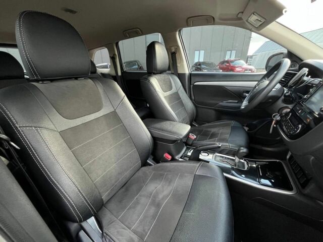 Серый Мицубиси Аутлендер, объемом двигателя 2.4 л и пробегом 183 тыс. км за 16590 $, фото 34 на Automoto.ua