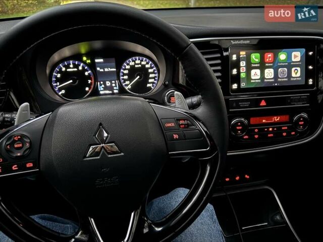 Сірий Міцубісі Аутлендер, об'ємом двигуна 2.36 л та пробігом 37 тис. км за 21000 $, фото 5 на Automoto.ua